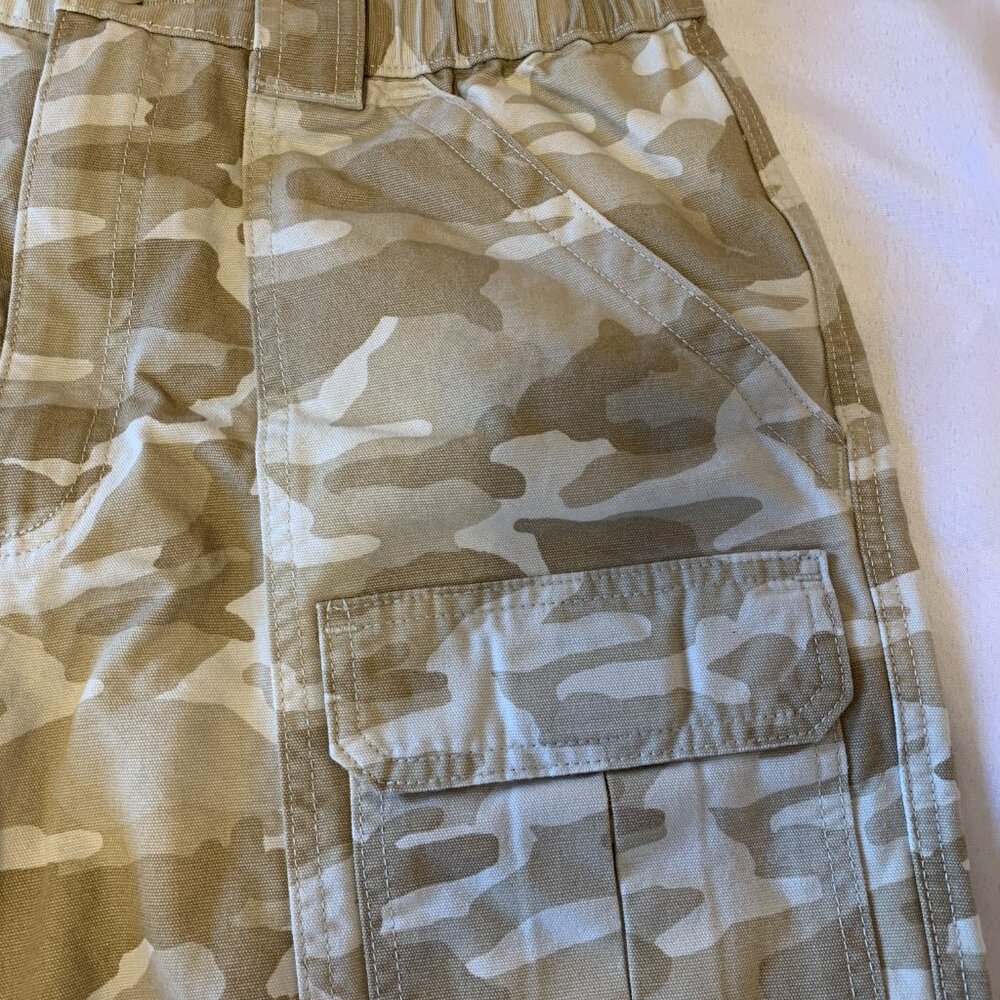 Savane Mens Cargo Desert Camo Shorts Size 32 - Picture 3 of 9